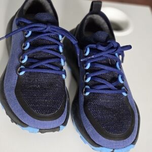 Allbirds Trail Runners Women's Limited Edition Color Hazy Cobalt